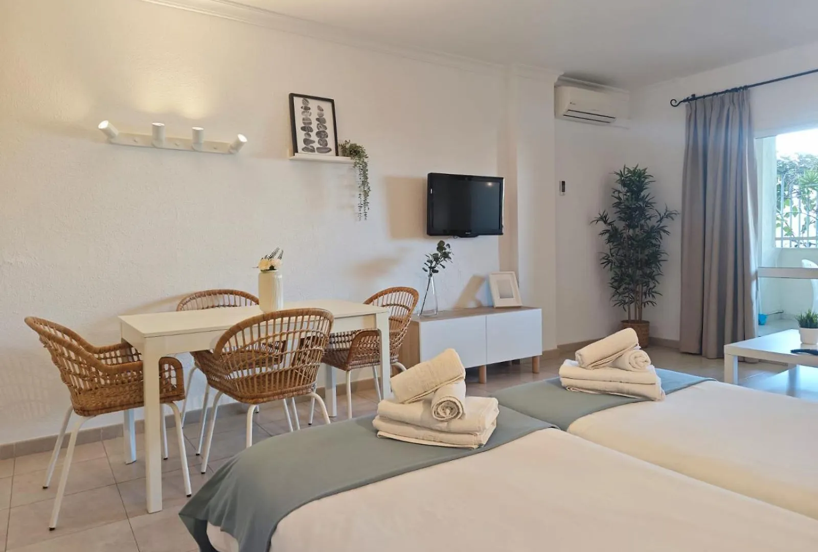 Simon Apartment Benalmadena Spain